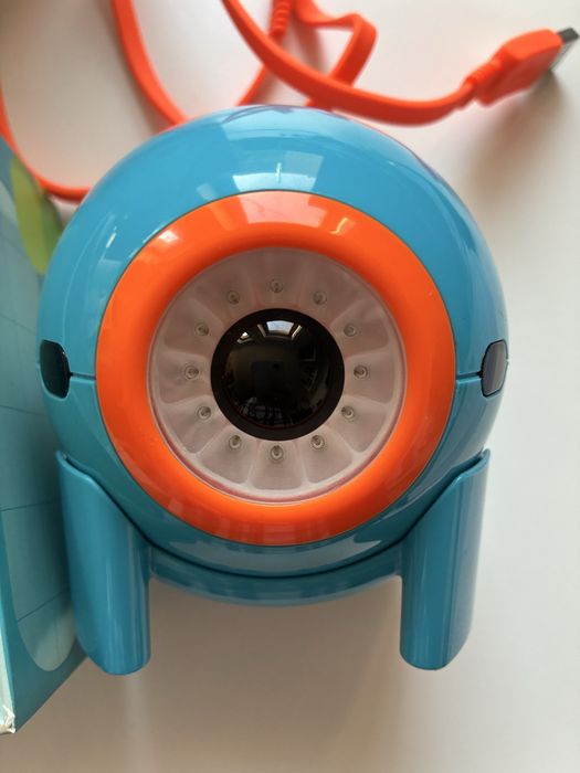 Wonder robot Dot