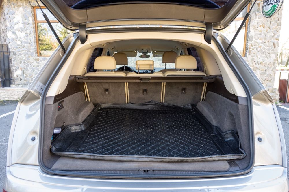 Audi Q7 an 2017 KM REALI