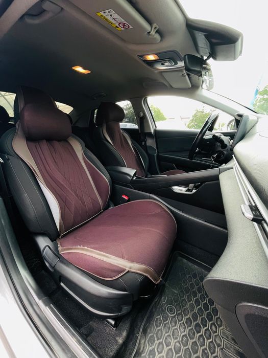 Hyundai Elantra 2021 — 4