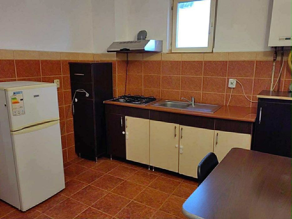 Apartament de închiriat