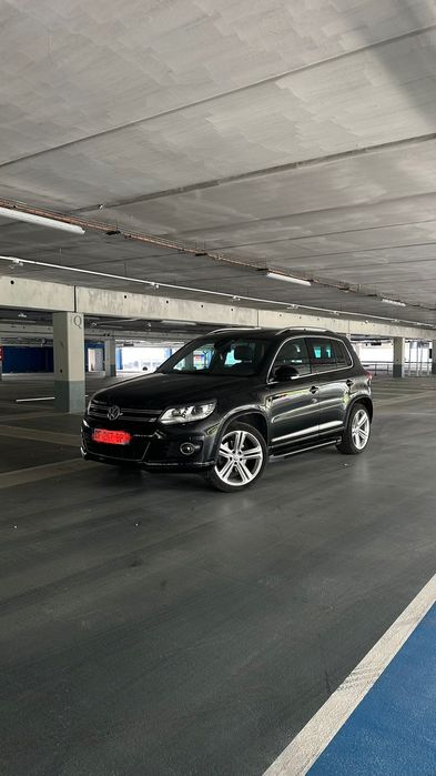 Volkswagen Tiguan R-Line 2.0 TDI 177 CP BlueMotion Technology, DSG7, 4Motion, echipare Carat Edition, 5 uși – 5 locuri.