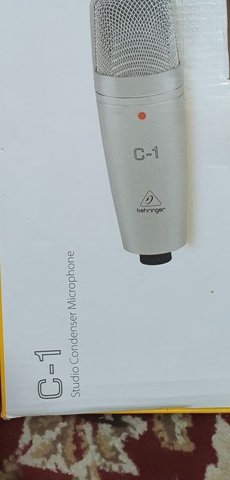 Mikrafon studiyeniy C~1 behringer