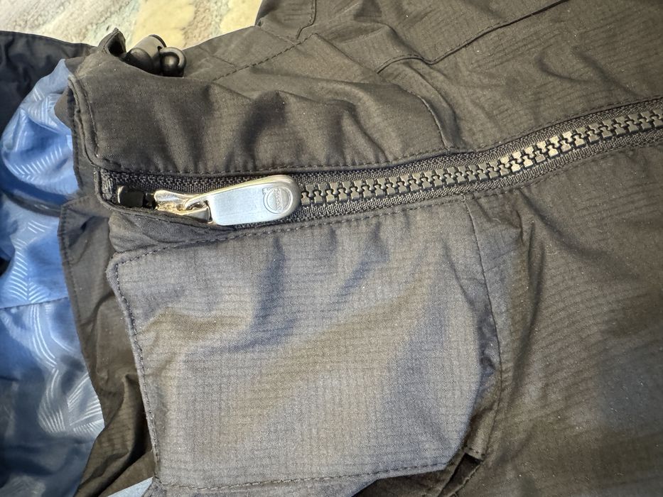 Geaca subtire volvo impermeabila