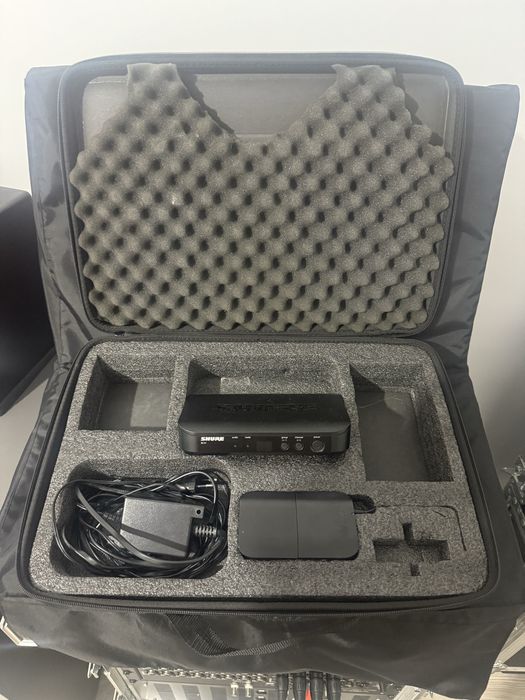 Vand sistem wirelles pentru instrumente Shure BLX14E