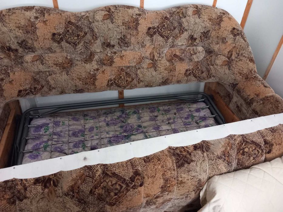 Холна гарнитура.