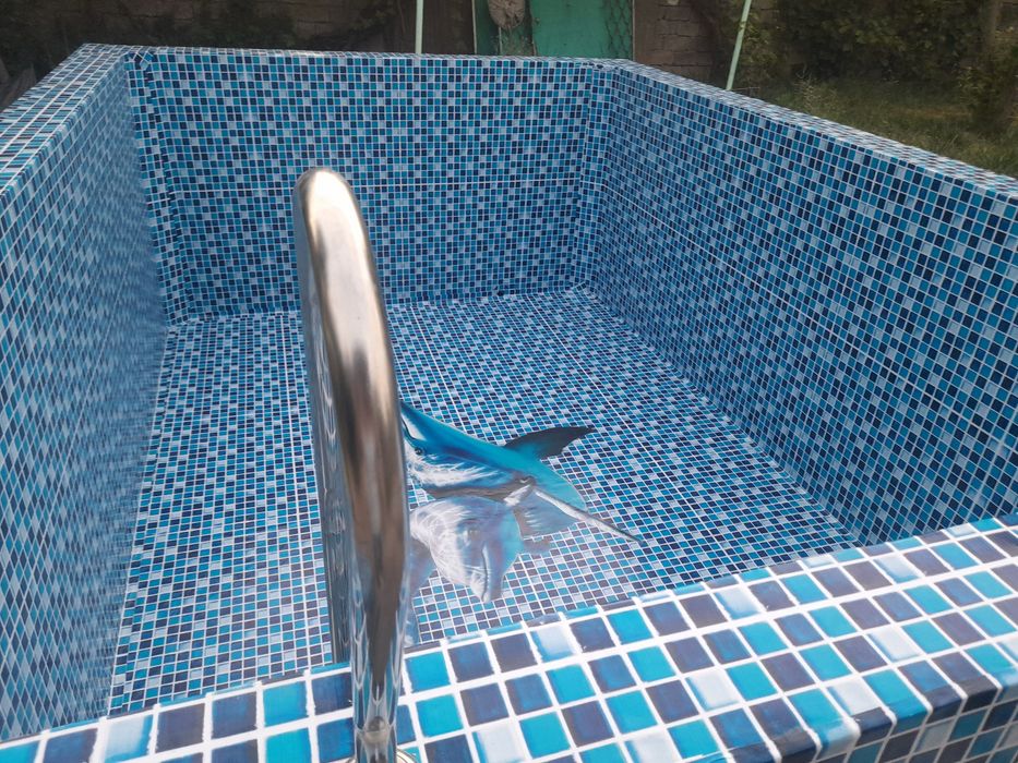 Baner tent ustanovka