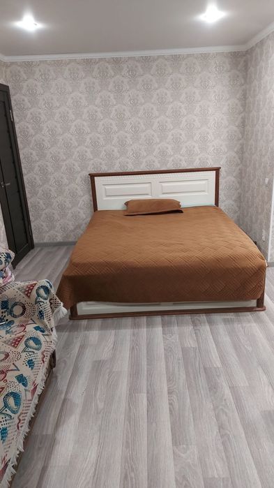 Сдам 2ух комн квартиру длительно