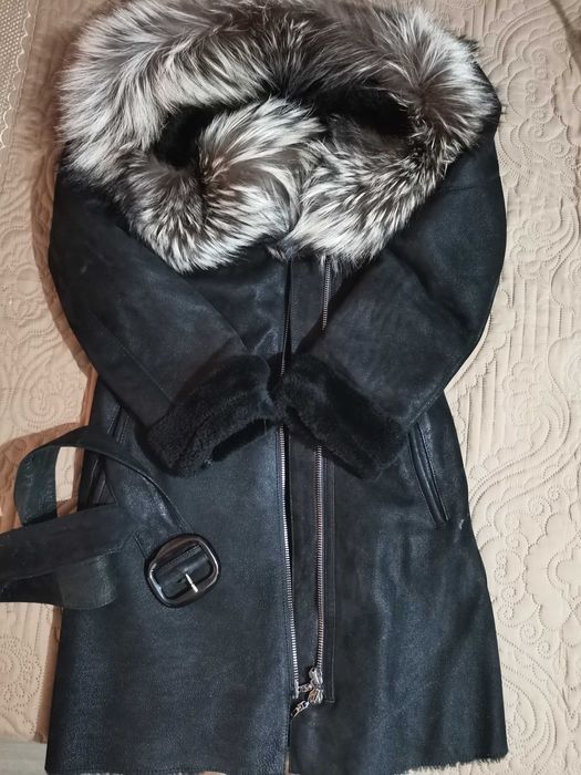 Palton piele naturala.