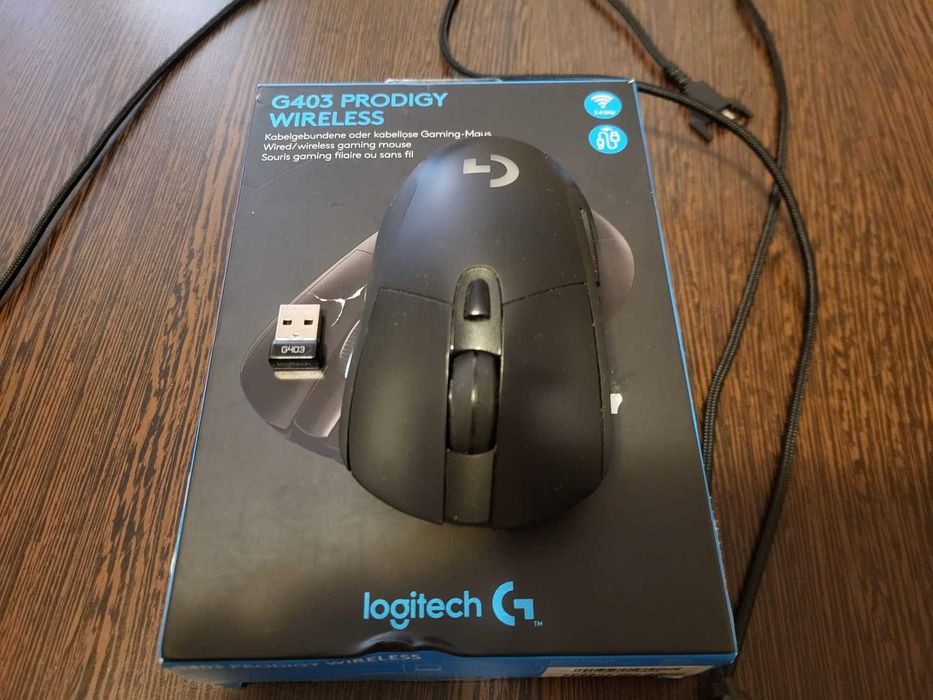 Logitech G403 Prodigy Wireless cu baterie extinsa (+40-50% durata)