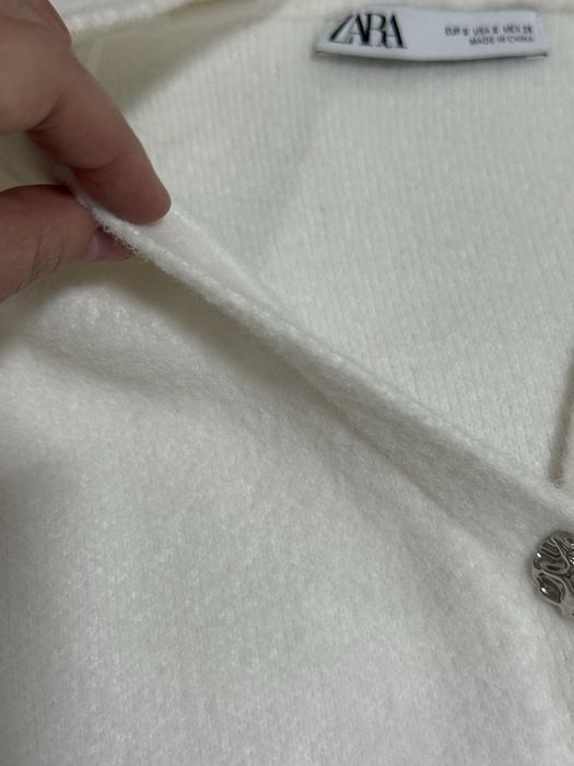 Жилетка на Zara, нова.