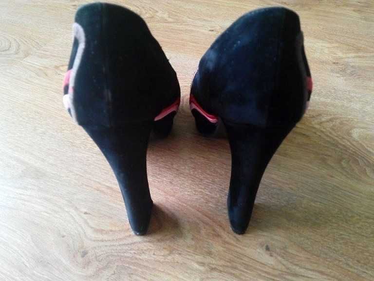 Pantofi negri eleganti - dama