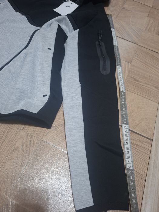 Trening Nike pentru copii,nou cu etichetă,negru și gri,pentru 13/14 ani