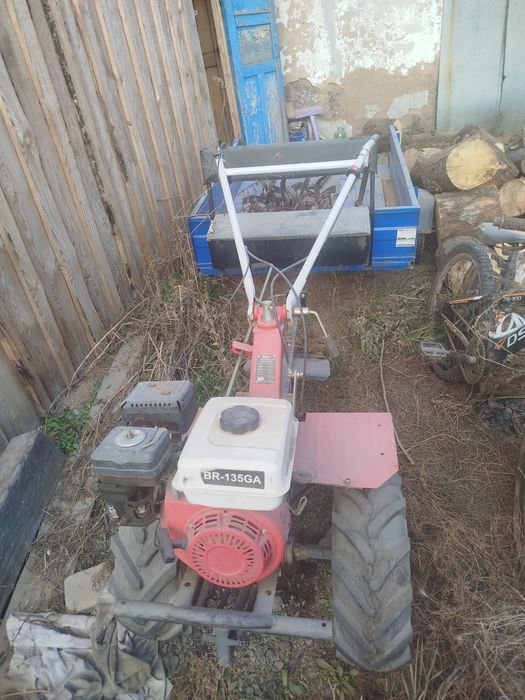 Продам мотоблок в отличном состояние