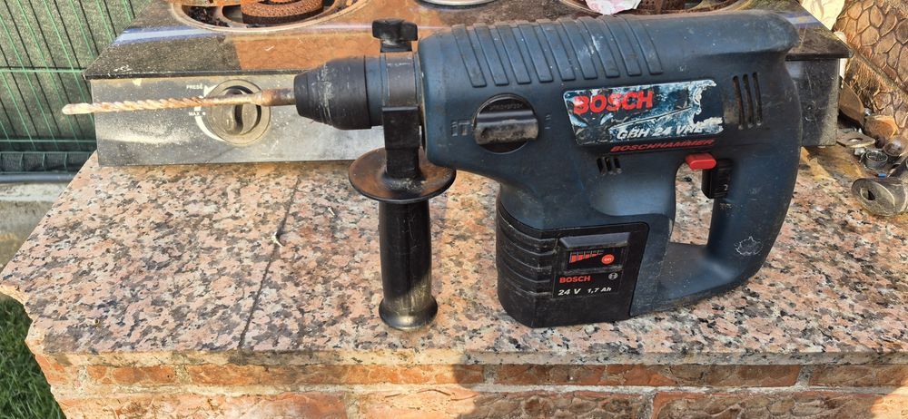 Boschhammer cu acumulator