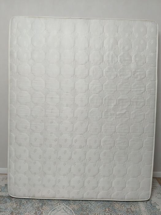 матрас полужесткий