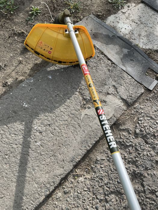 Бензиновый триммер Steher BT-2500