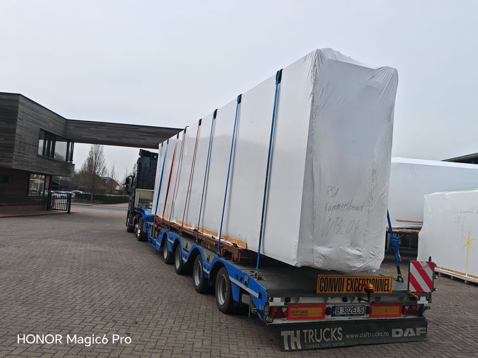 Vand semi trailer mega, 4 axe