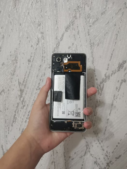 Отдам Iqoo z10 lite 4g