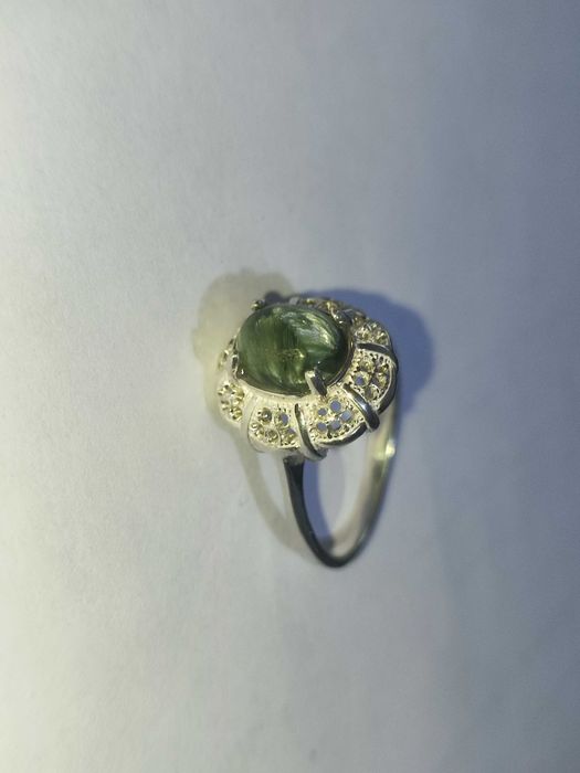 Серебряное кольцо с камнем СЕРАФИНИТ
