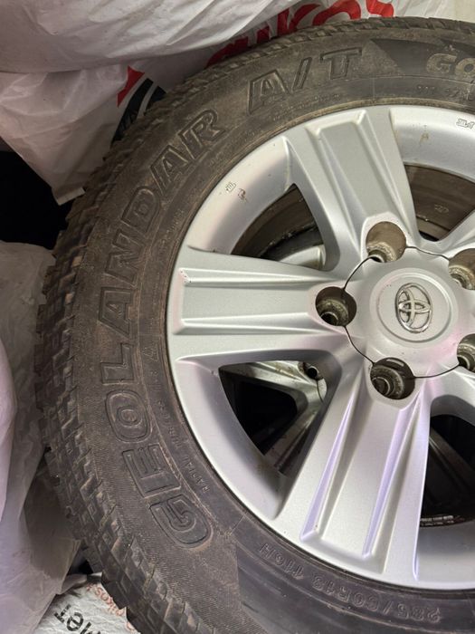 Шины на тойота 200