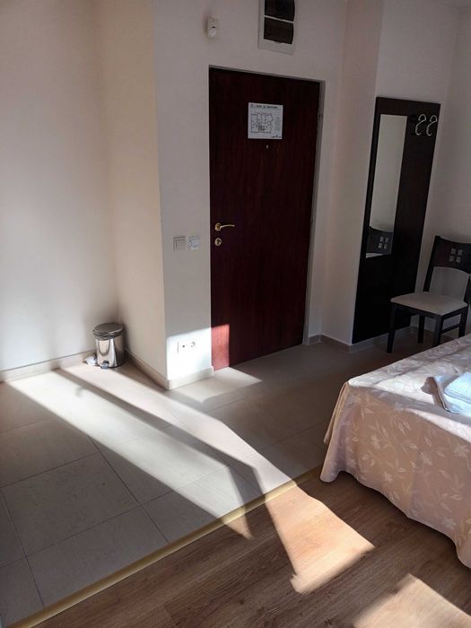 Продава се Къща в Дългопол - 700 кв.м за 133 €/кв.м - Снимка #4