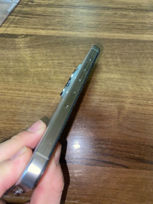 Телефон айфон 15 про