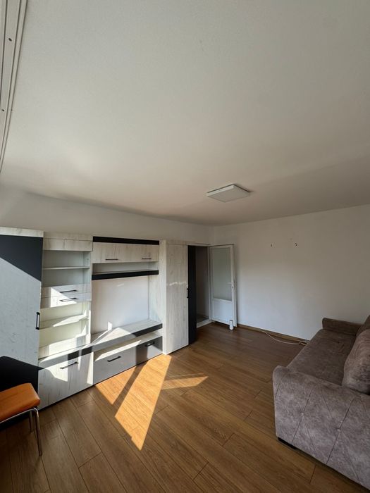 Apartament de inchiriat