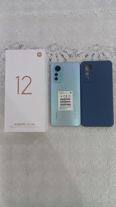 Продам Mi Xiaomi 12lite
