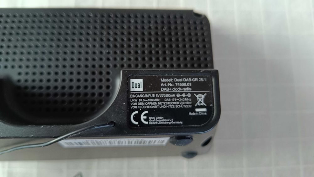 Продавам DAB+/FM радио-часовник