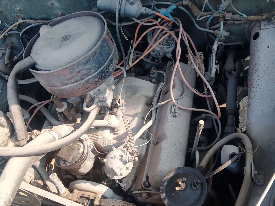 Zil 131 sotiladi sroshna moshinani kami yoʻq holati idial