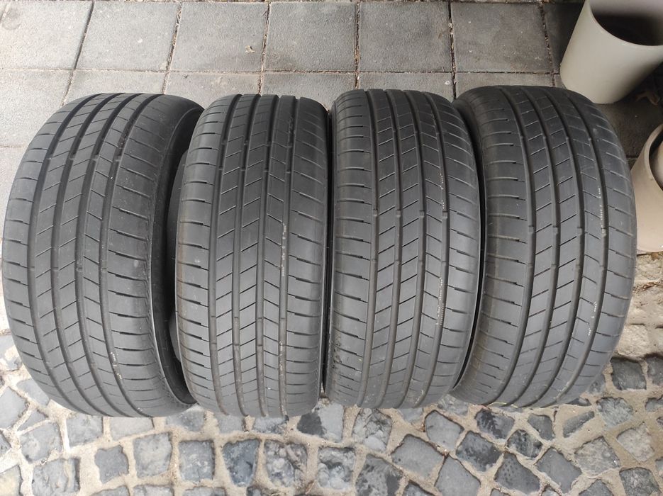 235/45/18 Bridgestone 4бр