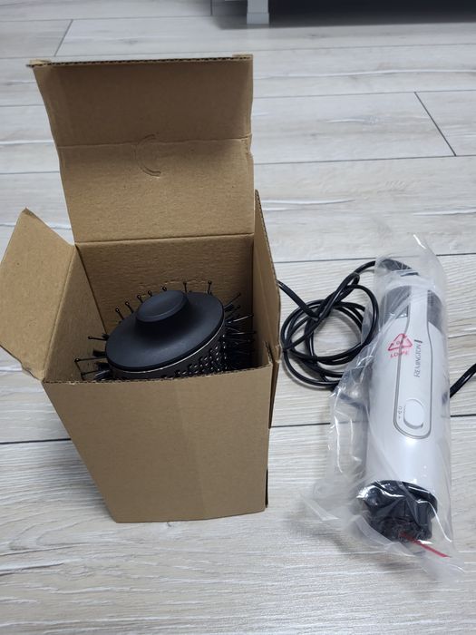 Perie de par + uscator