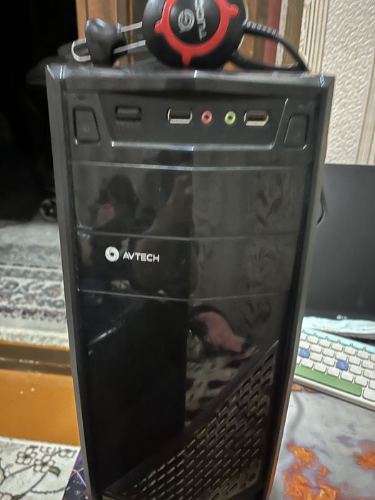 Komputer  avtech