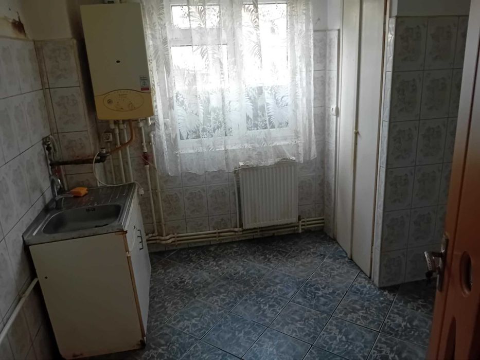 AP 3 CAM Posta Maratei 70mp parter decomandat centrala termopan balcon