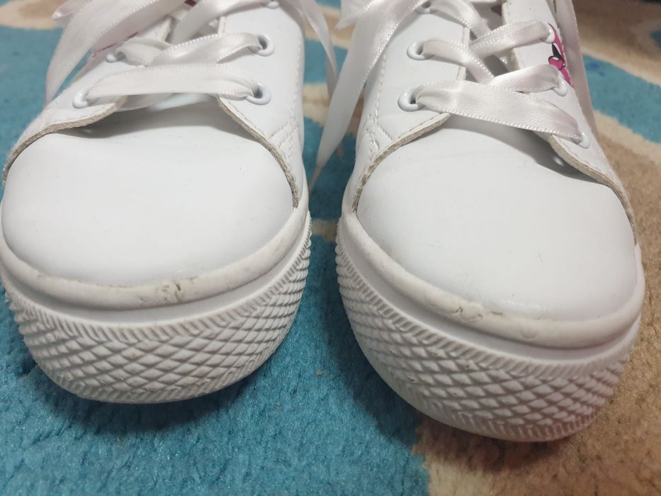 Incaltari Minnie ptr fetite m 34