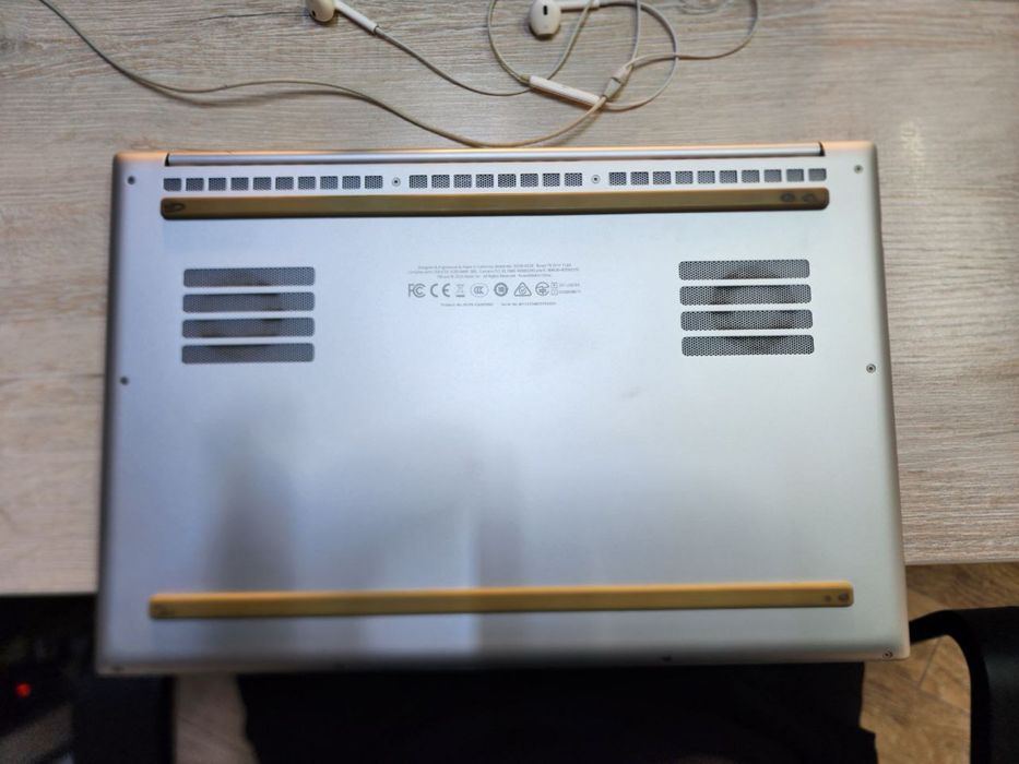 RAZER 15 Base Model (Early 2020) RZ09-0328