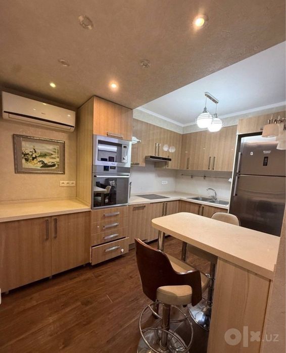 Космонавт метро 3/3/9 Еврорем 80 кв.м ор: Ц-7 Цум
