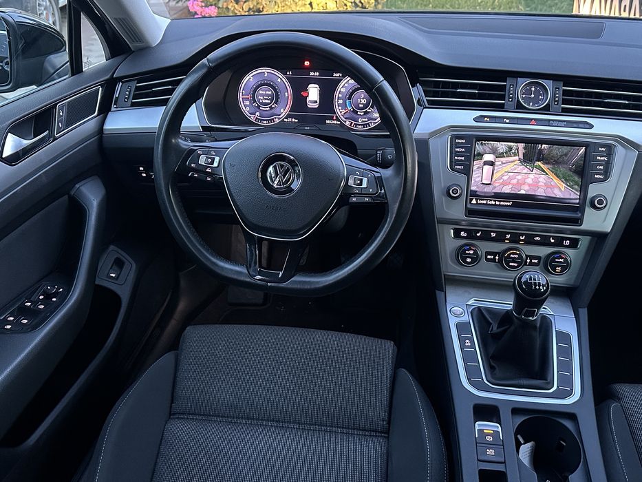 Volkswagen Passat * B8 * 1.6 TDI * Garantie *