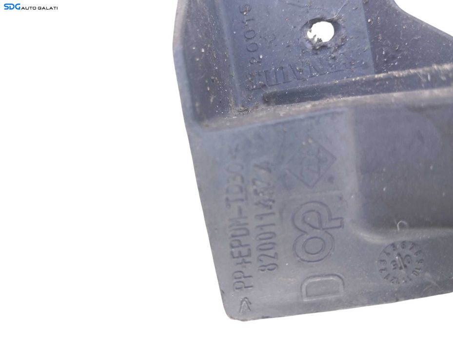 Suport Far Dreapta Renault Megane 2 NFL Non Facelift 2002 - 2005 Cod 8200114674 [V0447]