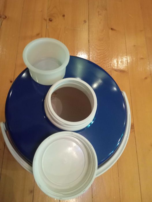 Термос голям с чаша