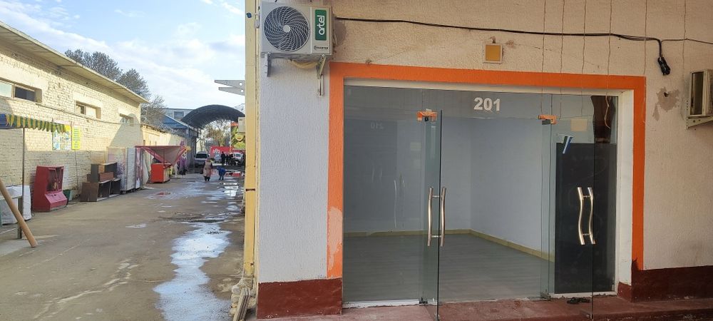 Продаётся магазин в новом Каганском базаре