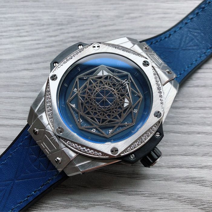 Hublot Big Bang One click Sang