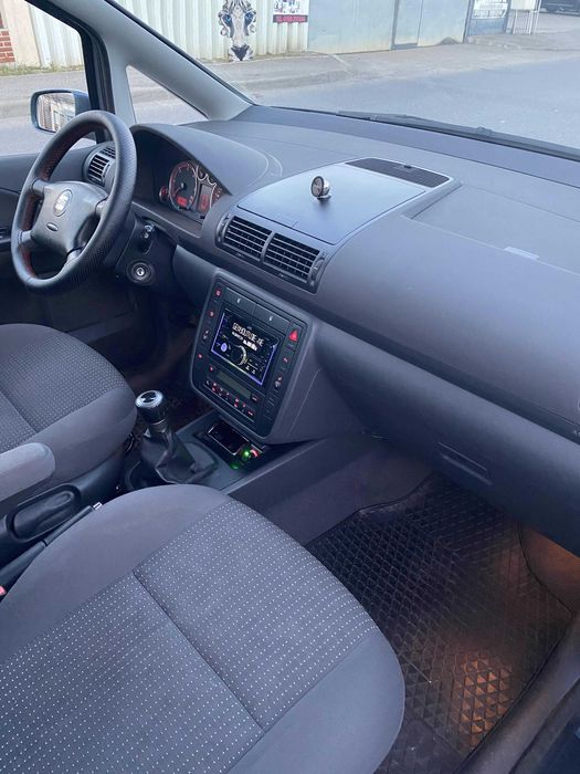 seat alhambra 2010 2l Diesel 140cp ipecabila recent imatriculat