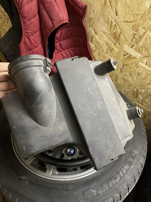 Короб воздушного фильтра BMW E36