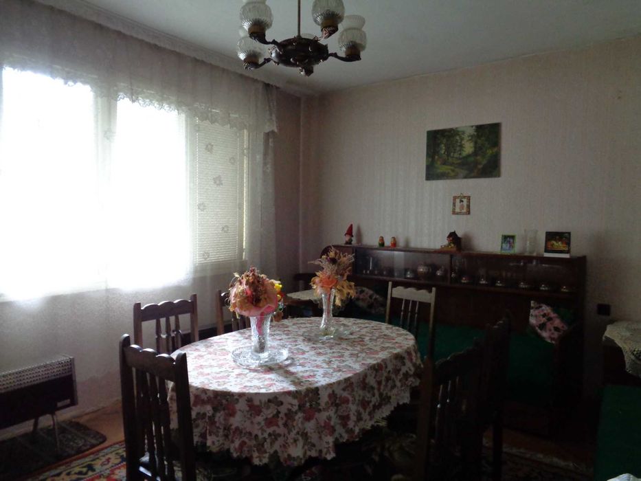 Продава се Многостаен апартамент в Велико Търново, Акация - 122 кв.м за 1223 €/кв.м - Снимка #1