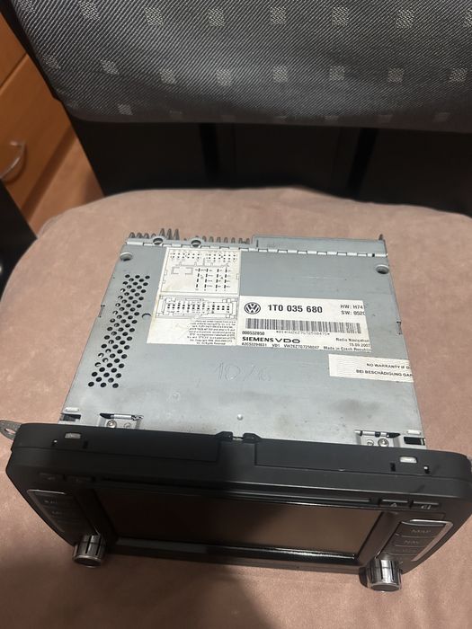 Vând navigatie RNS 510