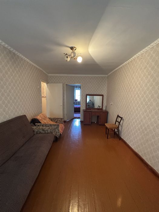 Срочно сотилади 2/1/4 Чирчик тройский , ориентир Физкултурний институт