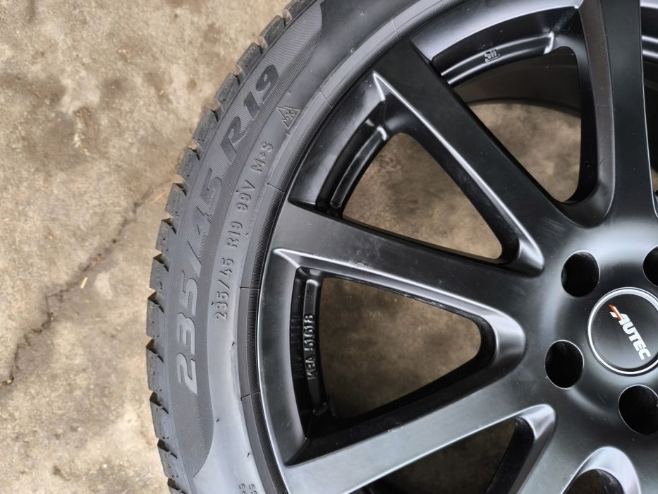 Гуми с джанти аутек