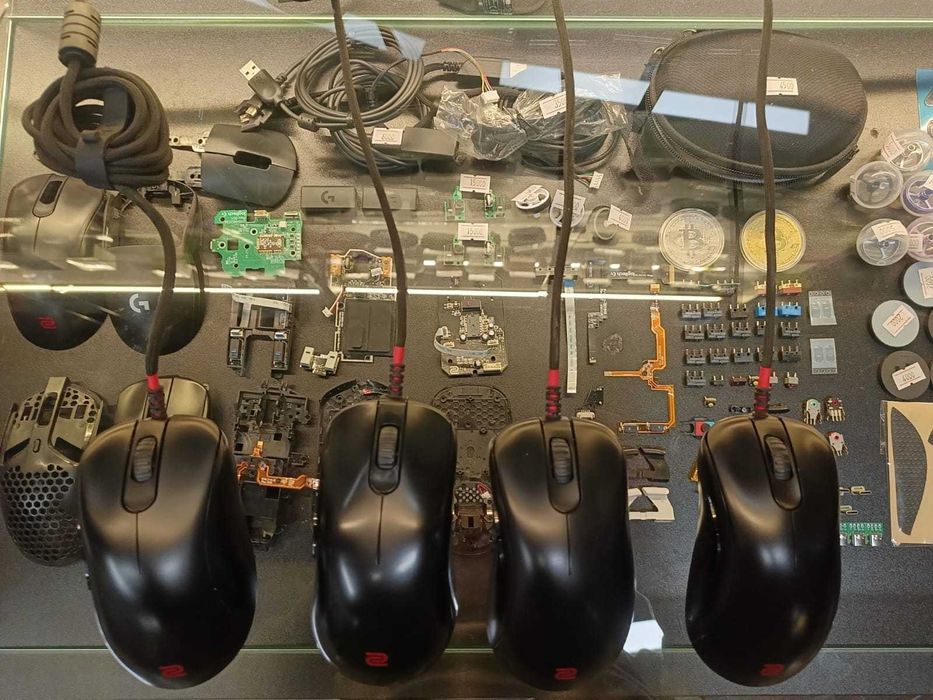 Продам мышку Logitech super light, HyperX для профисионалов