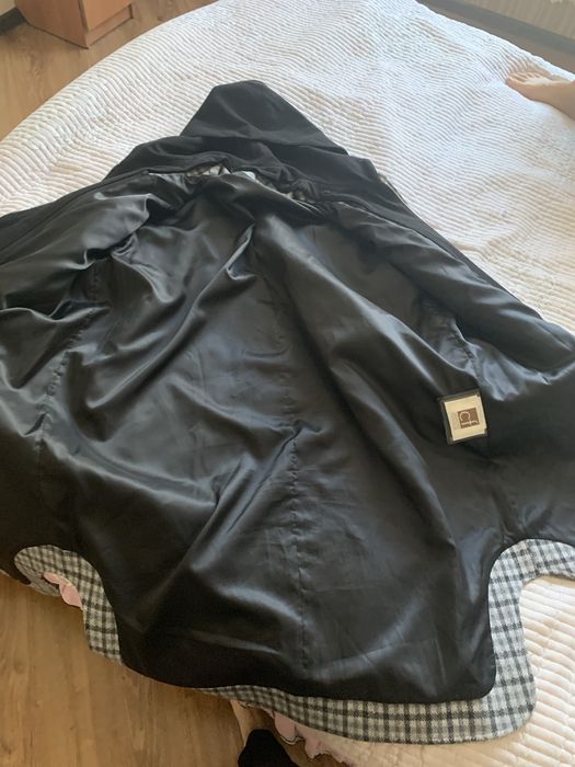 Пальто демисезонное с капюшоном